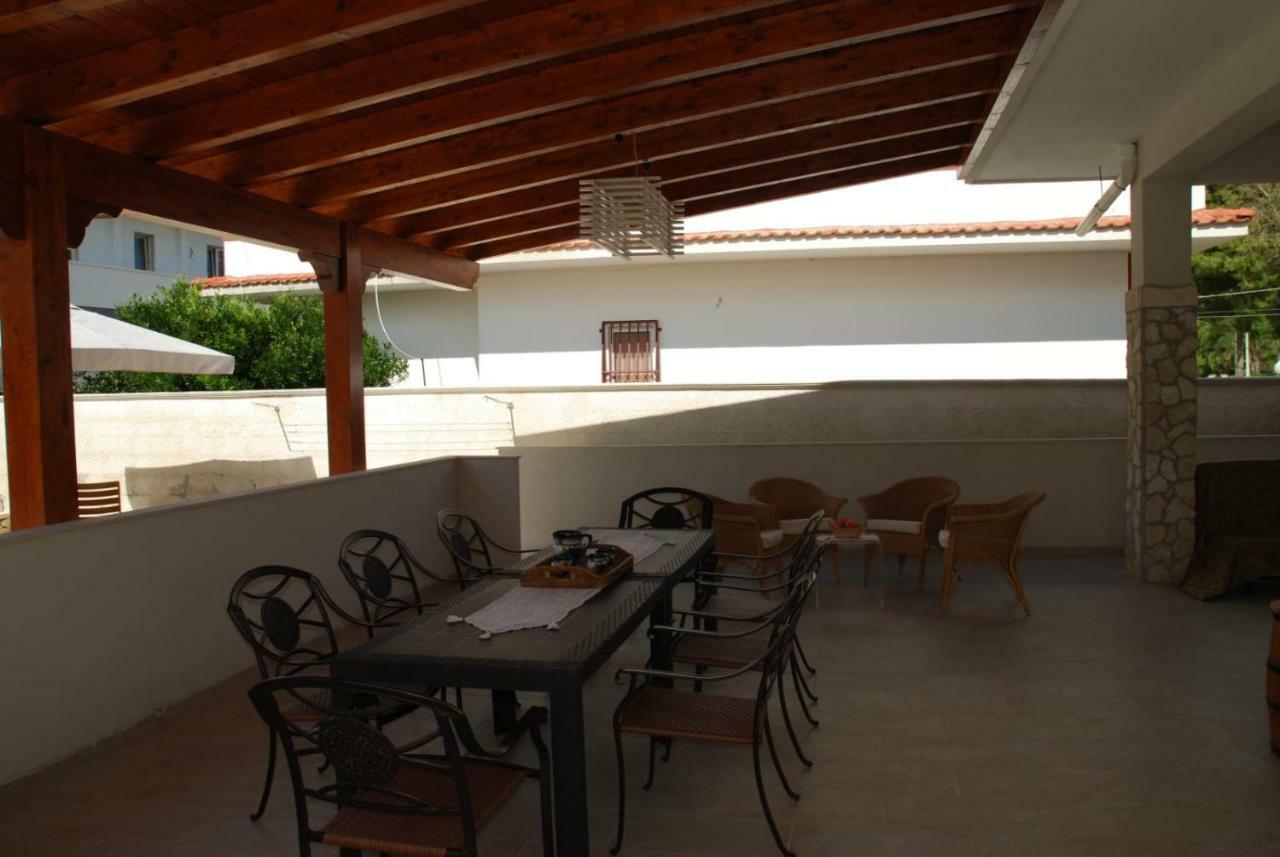 Villa Cohiba - 700M Dal Mare Пулзано Екстериор снимка